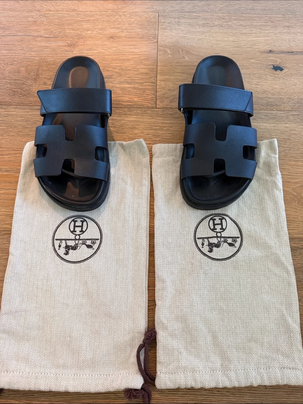 Hermes Chypre Sandal Black Leather - Picture 1 of 8